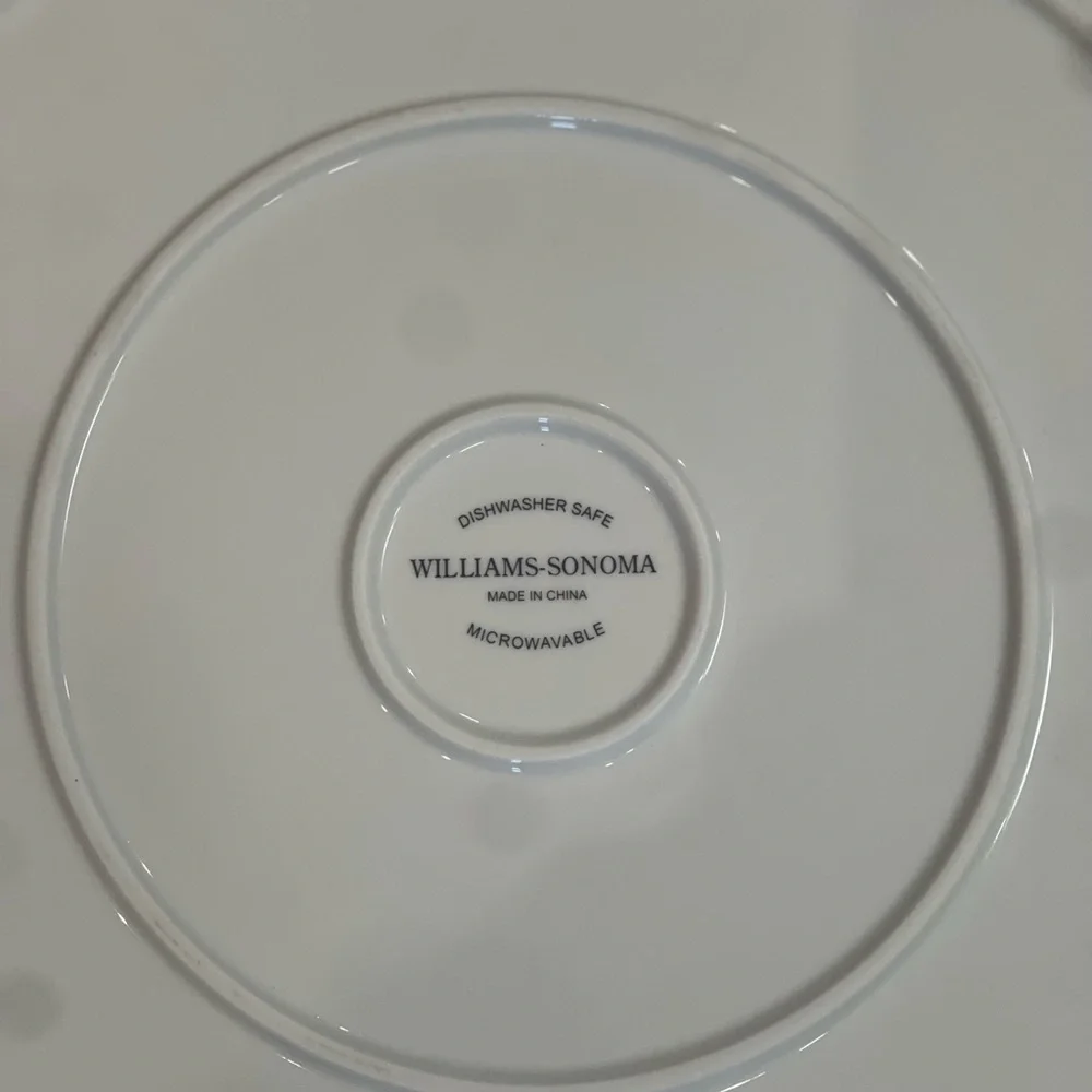 Williams Sonoma Vintage Bunny Band Easter Platter. 13”